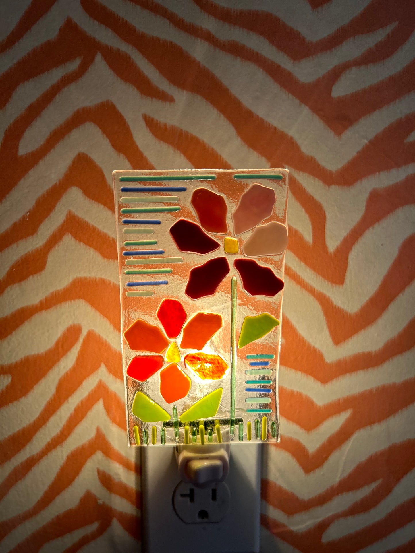 Open studio Fused Glass Night lights 04/19 12pm Family Friendly